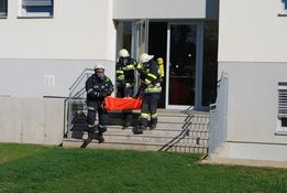 ein vermisster Schüler wird von der Feuerwehr gerettet