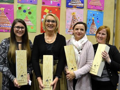 Unser Lehrerinnenteam mit Frau Direktor Strobl